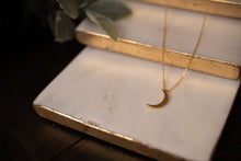Load image into Gallery viewer, Eclipse Necklace